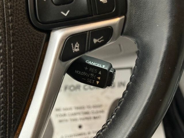 2017 Toyota Highlander SE