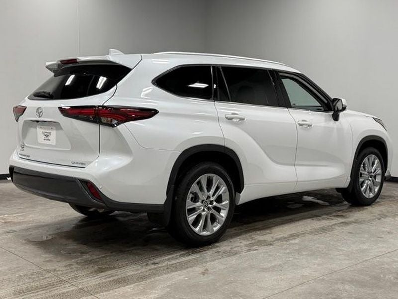 2025 Toyota Highlander Limited