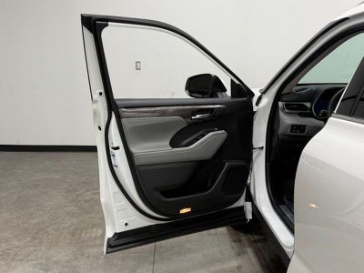 2025 Toyota Highlander Limited