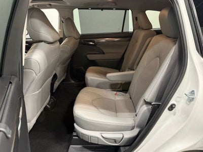 2025 Toyota Highlander Limited