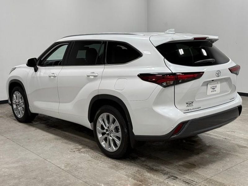 2025 Toyota Highlander Limited