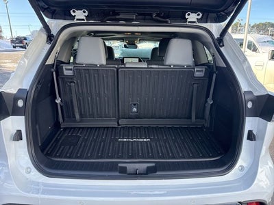 2025 Toyota Highlander Limited