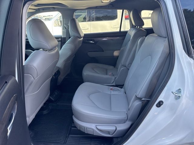 2025 Toyota Highlander Limited