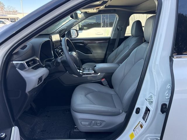 2025 Toyota Highlander Limited