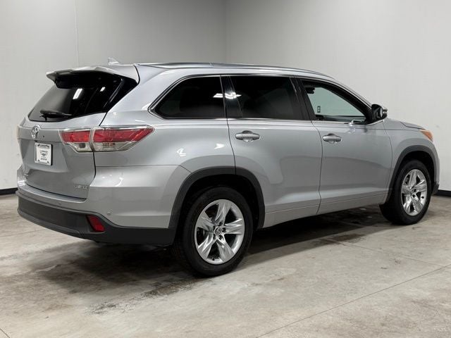 2016 Toyota Highlander Limited Platinum V6