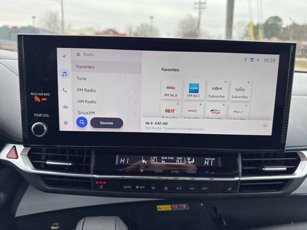 2025 Toyota Sienna XLE