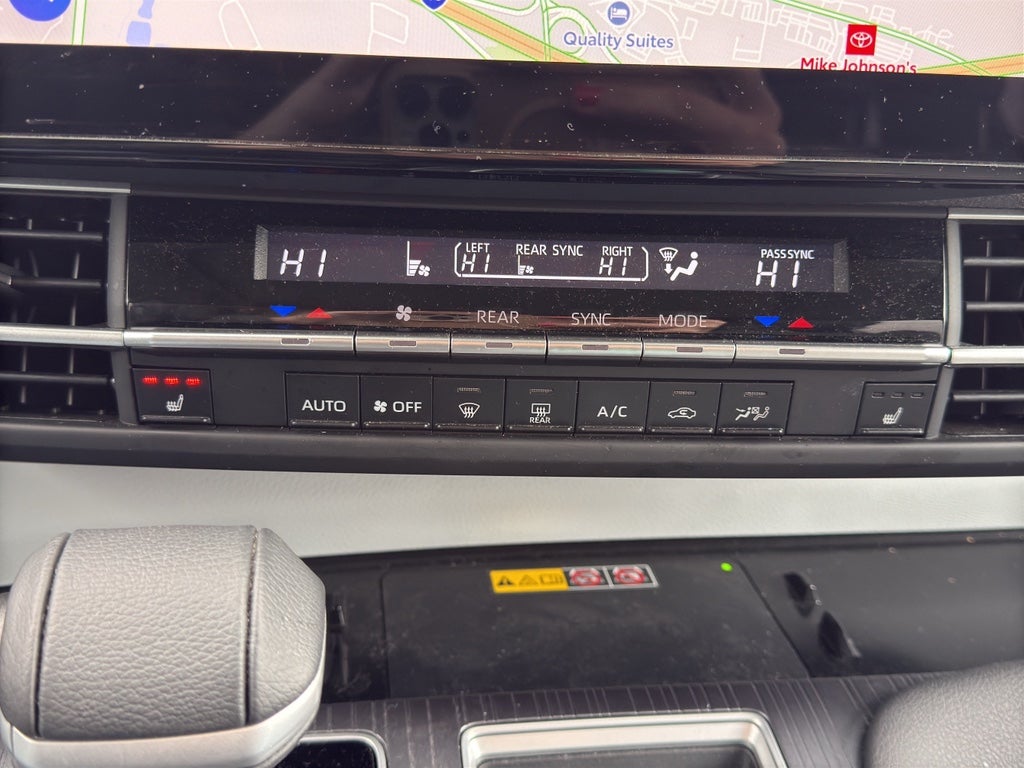 2025 Toyota Sienna XLE