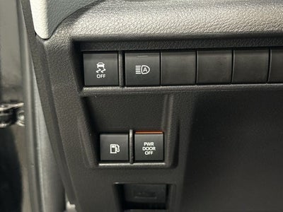 2025 Toyota Sienna XLE 8 Passenger