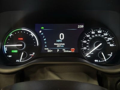 2025 Toyota Sienna XLE 8 Passenger