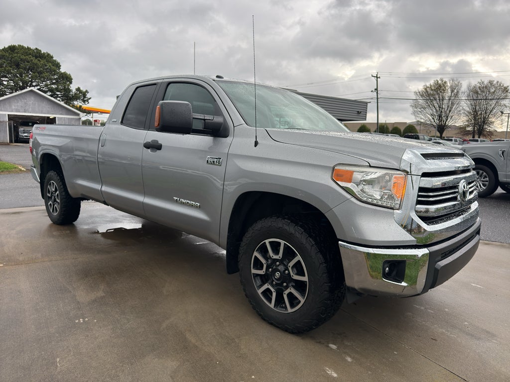 2017 Toyota Tundra SR5