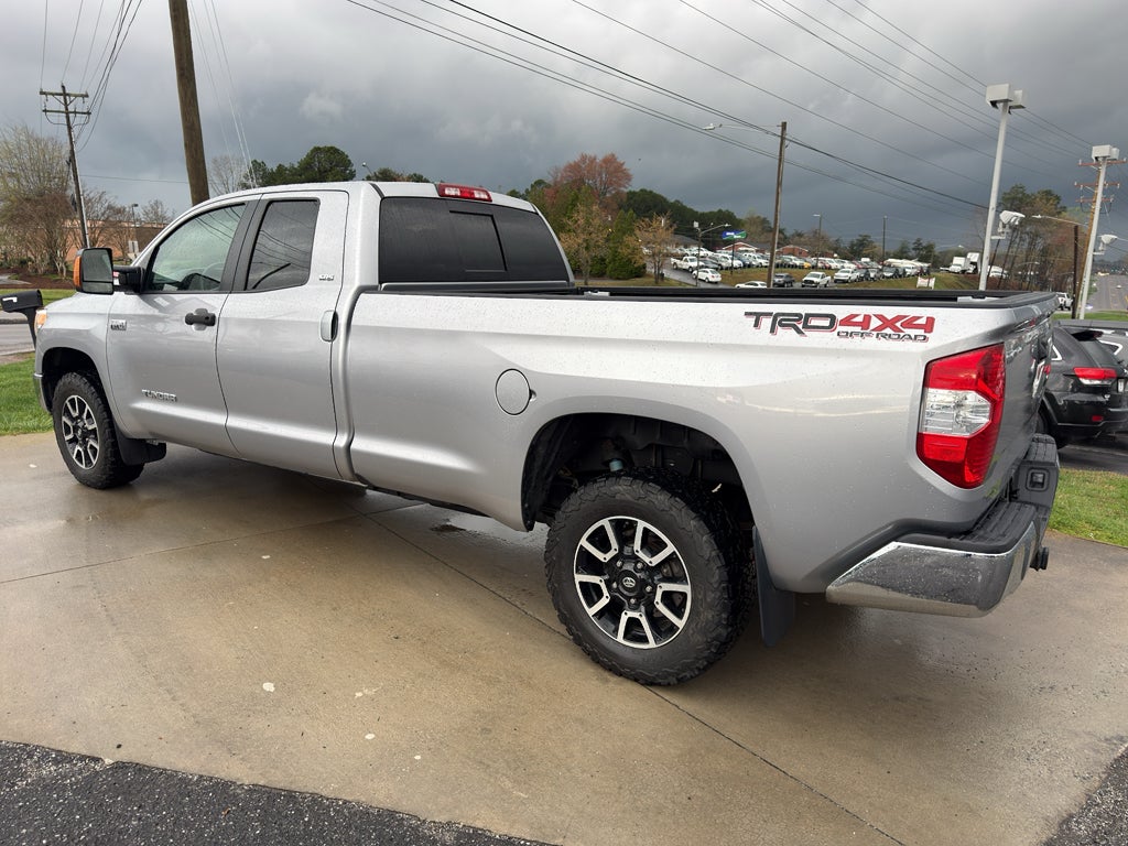 2017 Toyota Tundra SR5