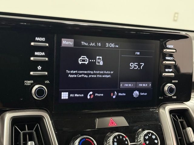 2022 Kia Sorento LX