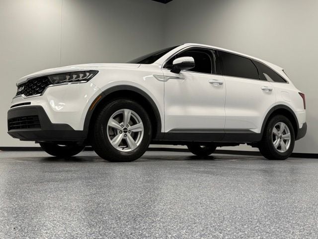 2022 Kia Sorento LX