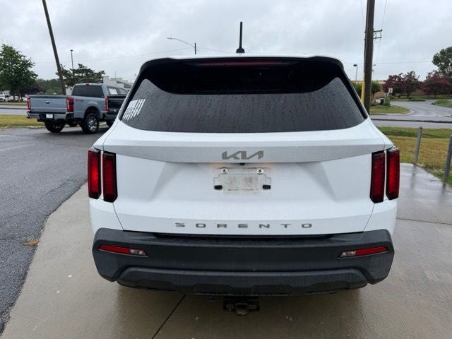 2022 Kia Sorento LX