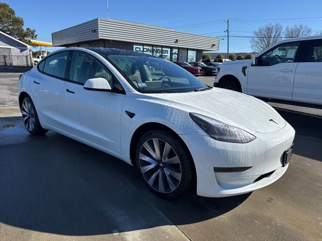 2023 Tesla Model 3 Base
