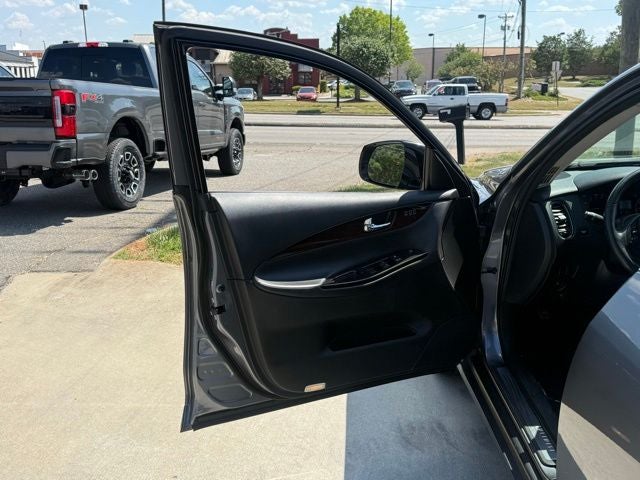 2016 INFINITI QX50 Base