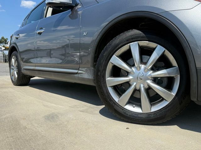 2016 INFINITI QX50 Base