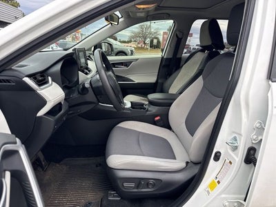 2020 Toyota RAV4 XLE