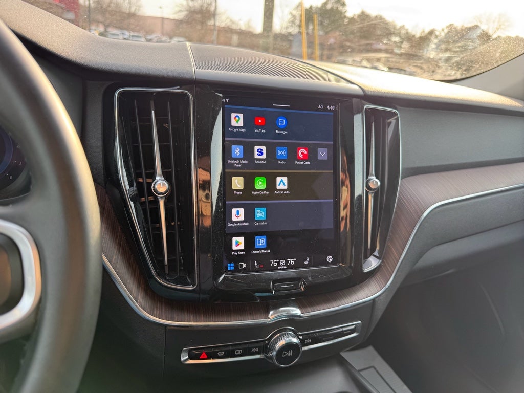 2022 Volvo XC60 Momentum