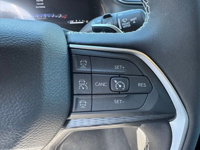 2024 Jeep Grand Cherokee L Laredo