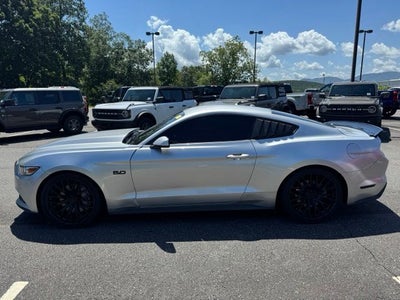 2017 Ford Mustang GT Premium