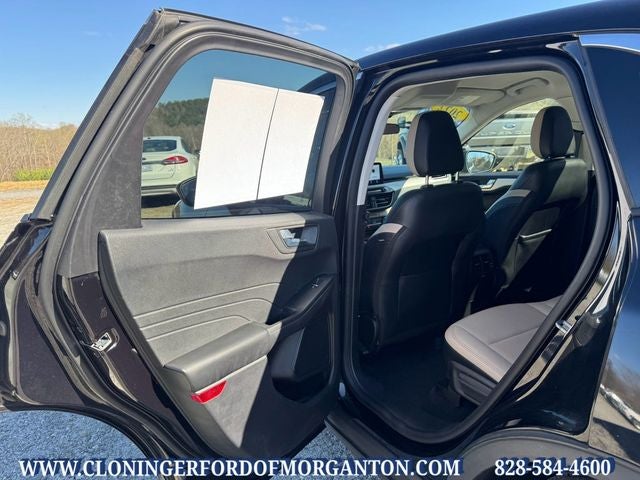 2022 Ford Escape Hybrid SEL