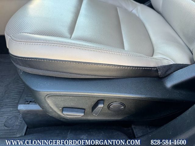 2022 Ford Escape Hybrid SEL