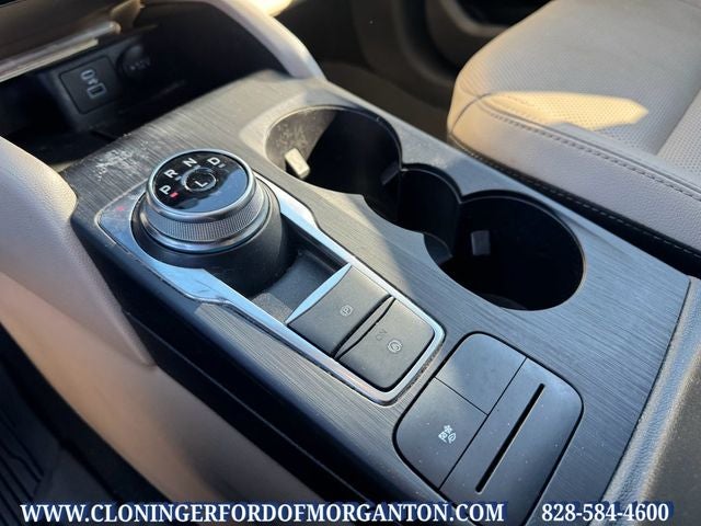 2022 Ford Escape Hybrid SEL