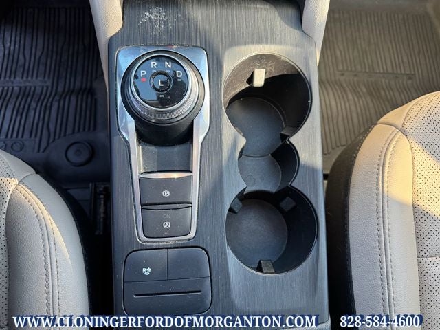 2022 Ford Escape Hybrid SEL