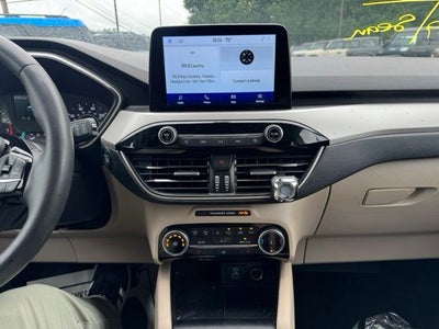 2022 Ford Escape SE