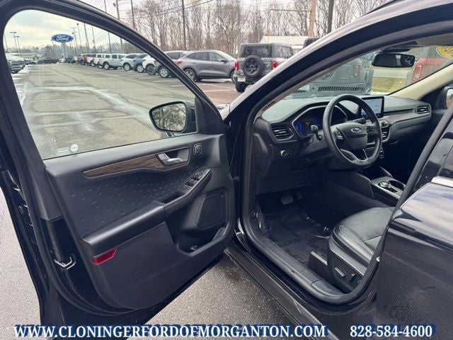 2020 Ford Escape Titanium