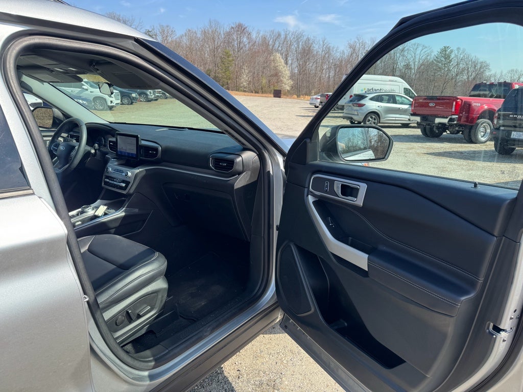 2024 Ford Explorer XLT