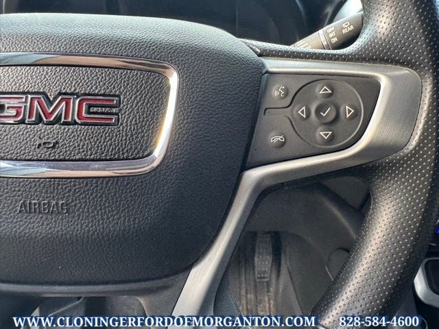 2022 GMC Acadia SLE