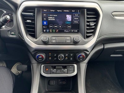 2023 GMC Acadia SLT