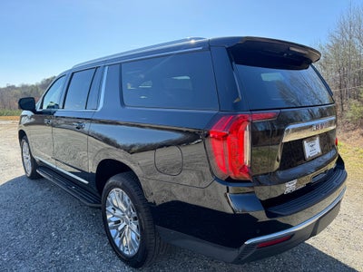 2023 GMC Yukon XL SLT