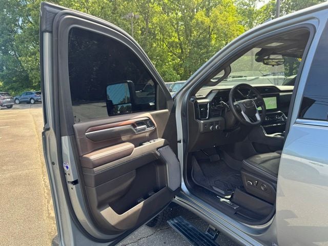 2024 GMC Sierra 3500HD Denali