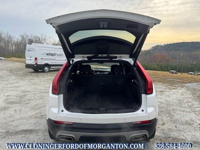 2023 Cadillac XT4 Premium Luxury