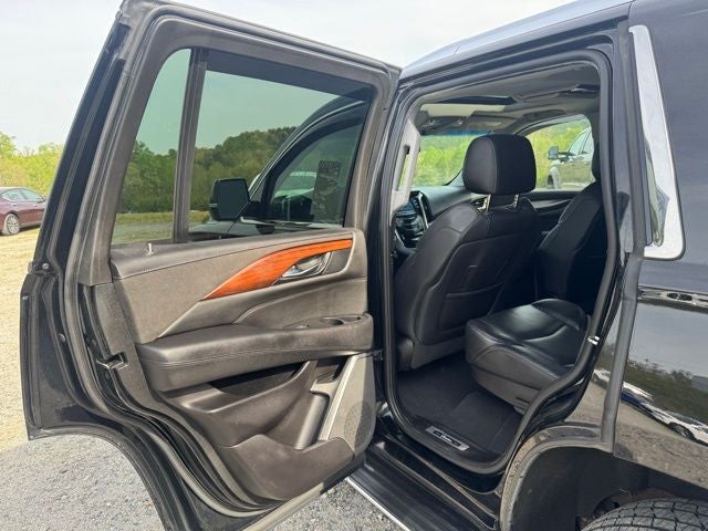 2019 Cadillac Escalade Luxury