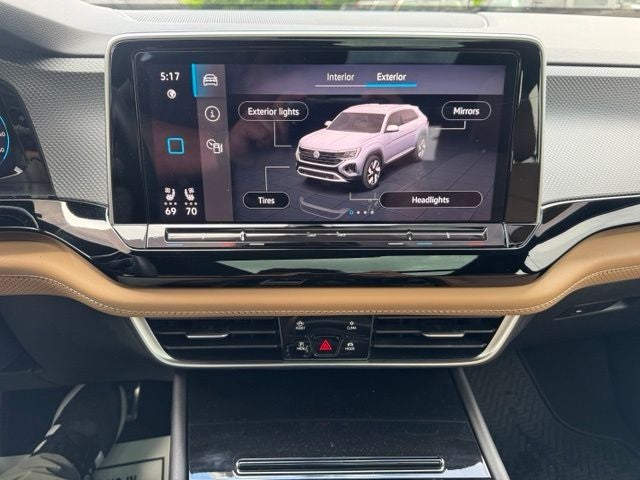 2024 Volkswagen Atlas Cross Sport 2.0T SEL R-Line