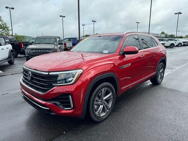 2024 Volkswagen Atlas Cross Sport 2.0T SEL R-Line
