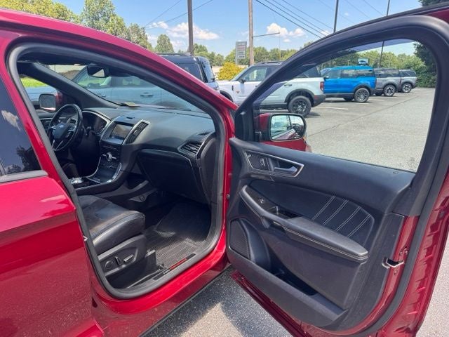 2019 Ford Edge ST