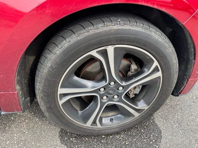 2019 Ford Edge ST