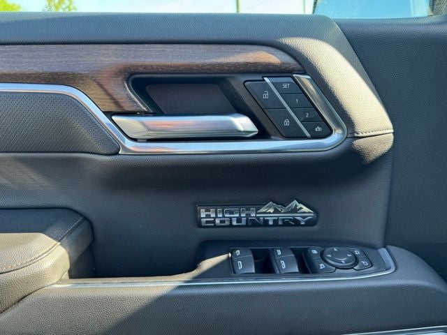 2022 Chevrolet Silverado 1500 High Country