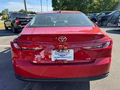 2025 Toyota Camry LE