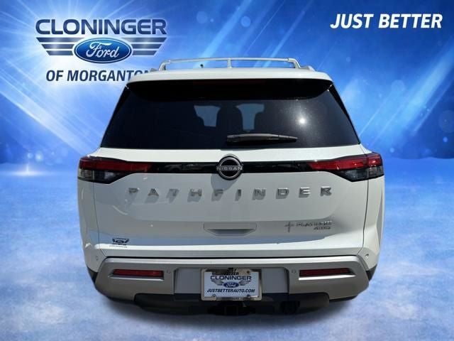2023 Nissan Pathfinder Platinum