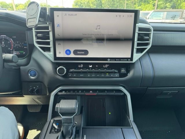 2024 Toyota Tundra Hybrid Platinum