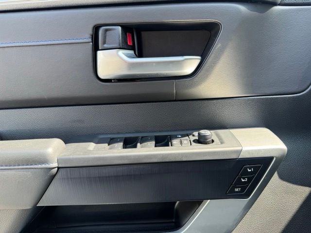 2024 Toyota Tundra Hybrid Platinum