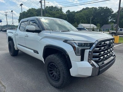 2024 Toyota Tundra Hybrid Platinum
