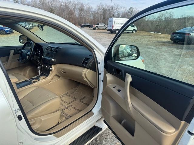 2010 Toyota Highlander Base