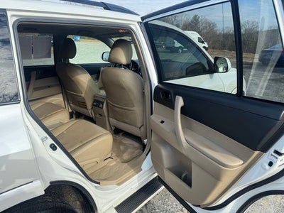 2010 Toyota Highlander Base